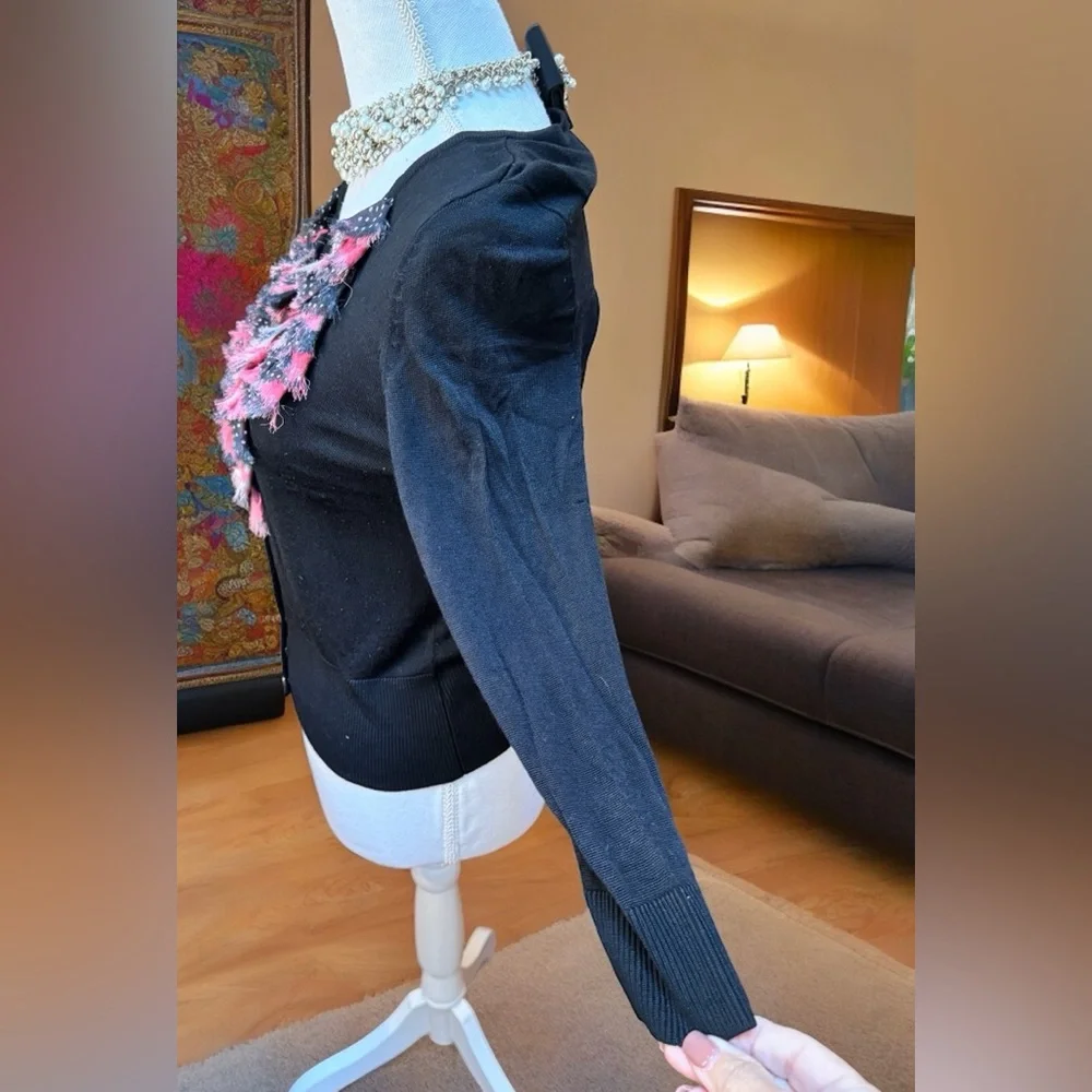 Like new/ White House Black Market sweater - Picture 4 of 10